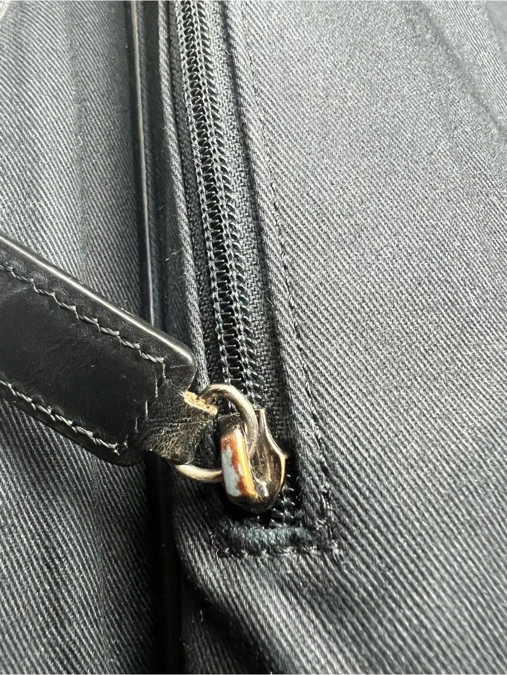 Banana Republic Black Leather Messenger Bag Y2K Fall 2002 Collection.